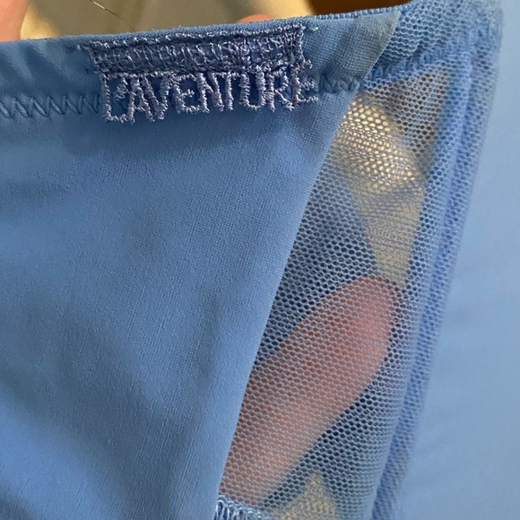 L’AVENTURE T-Shirt Bra 🦋 34E - Euro sizing - Picture 2 of 5